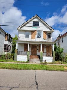 9135 Sylvester St, Detroit, MI, 48214