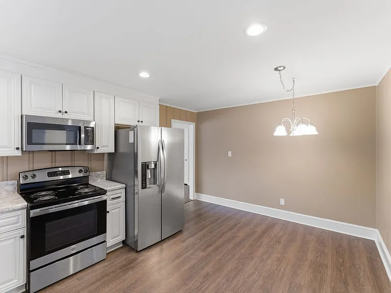 4000 Fieldcrest Rd — Photo 14