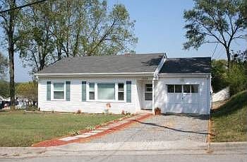 2nd image of 1808 Edgerton Ave SE