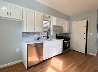 271 Broadway FLOOR 1, Bayonne, NJ 07002