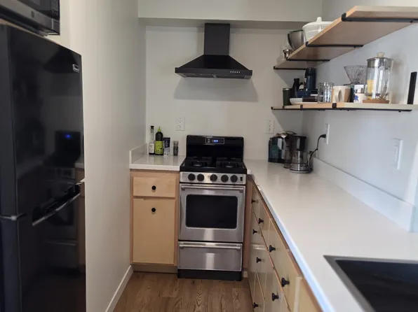 2319 Carleton St APT B, Berkeley, CA 94704
