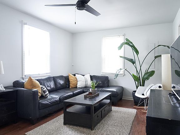 3rd image of 5814 Couch Dr