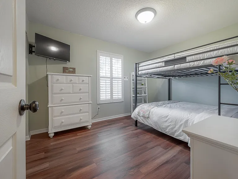 4210 W Roland St — Photo 26