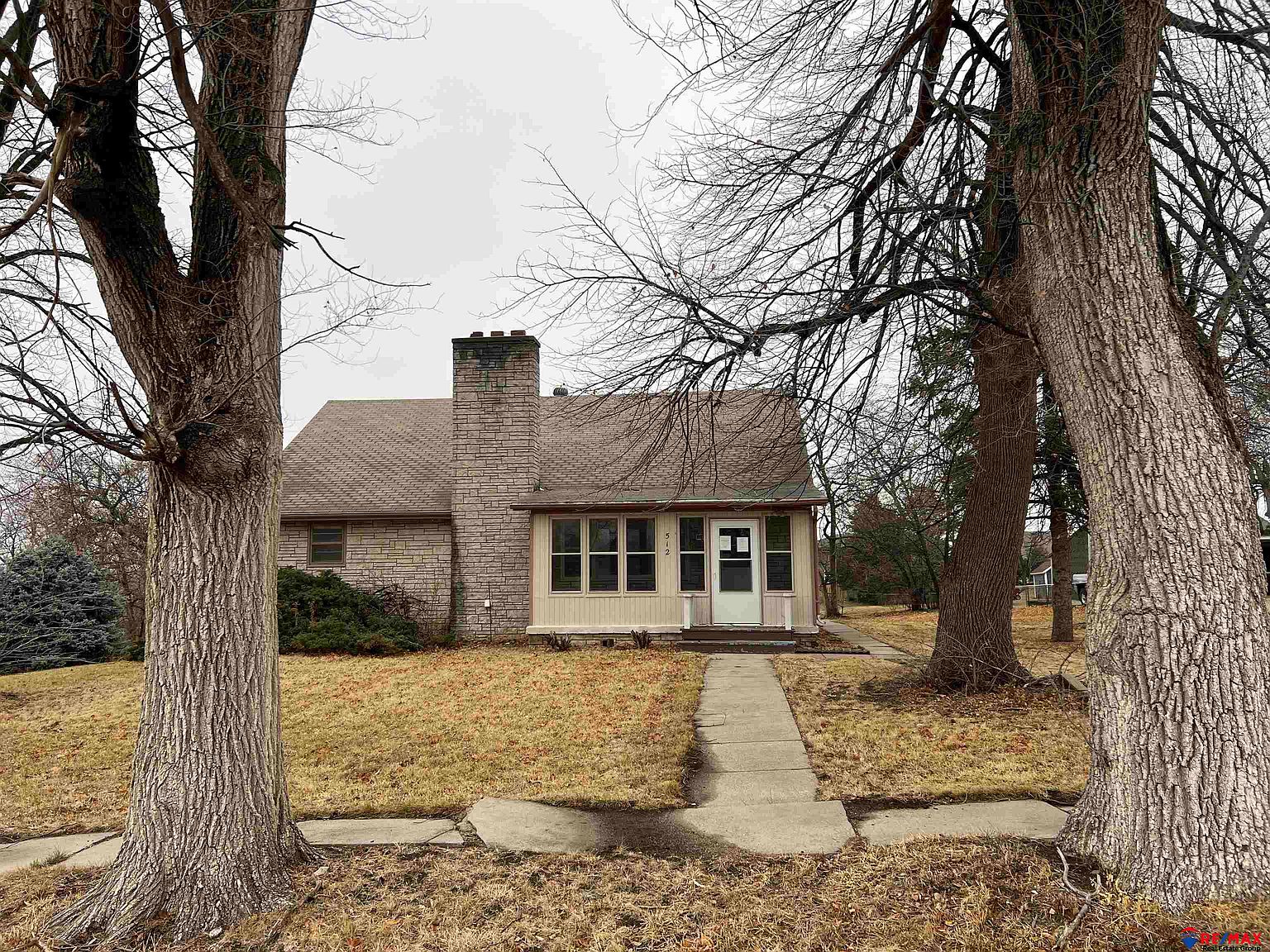 512 E Vine St, Yutan, NE 68073 Zillow