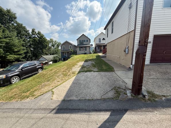 1217 Lookout Ave