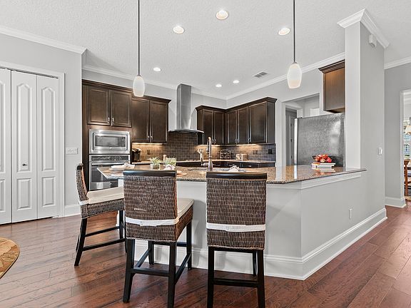5th image of 115 Telford Dr