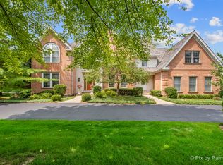 27101 W Coventry Ct, Lake Barrington, IL 60010