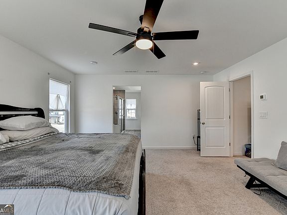 3rd image of 611 Sugar Prairie Bnd