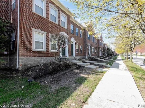 21525 Garrison St, Dearborn, MI 48124
