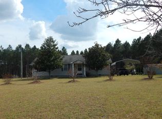 585 Branch Rd, Baxley, GA 31513