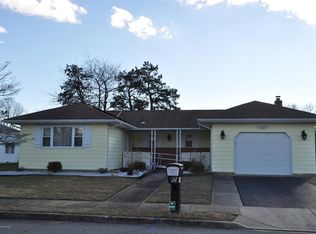 113 Rodhos St, Toms River, NJ 08757