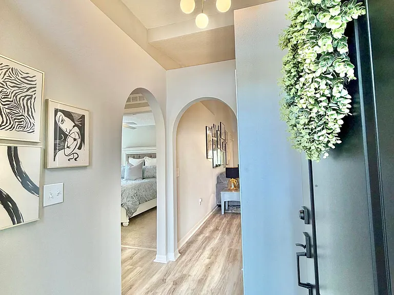 11110 Peerless Ln — Photo 10