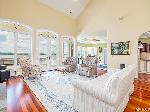 5th image of 37 Waterford Ct