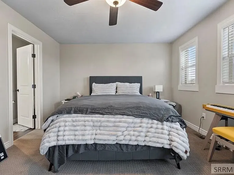 565 Pioneer Rd #215 — Photo 11