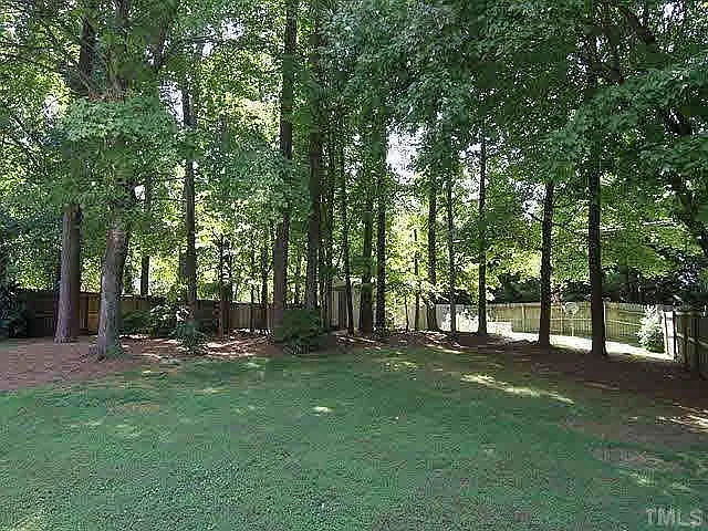 644 Woods Mill Cir — Photo 9