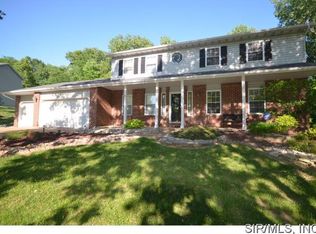 407 Crestwood Estates Dr, Collinsville, IL 62234