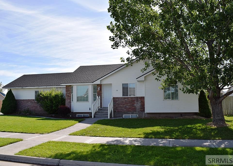 1st image of 3801 S Summerwood Ln