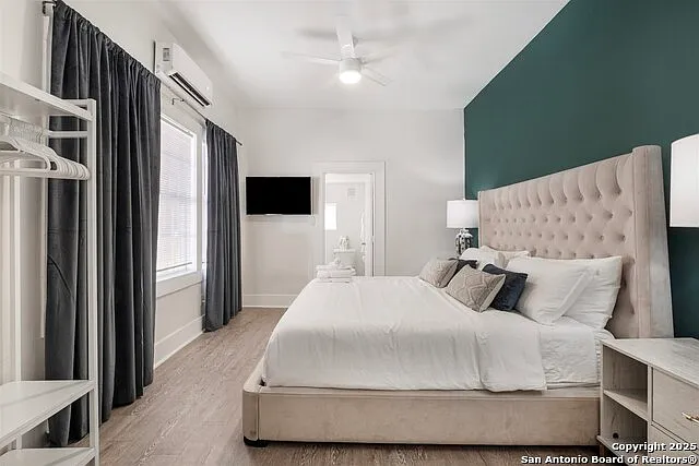 302 E Cevallos #2 — Photo 6