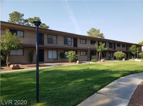 565 S Royal Crest Cir, Las Vegas, NV