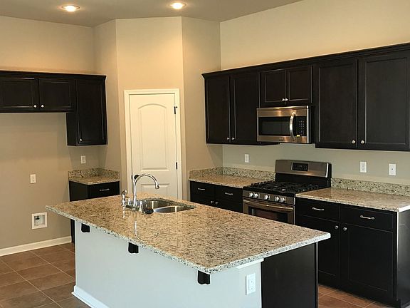 3rd image of 15379 Mossystone Dr