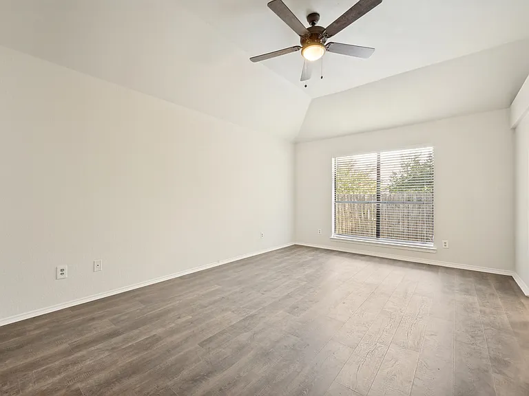 2515 Mountainview Dr — Photo 6
