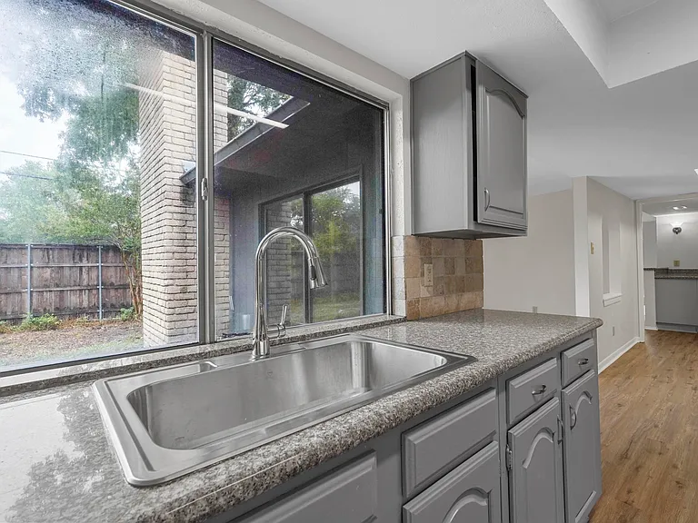 848 Shenandoah Dr — Photo 36