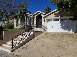 2916 N Kenneth Rd, Burbank, CA 91504