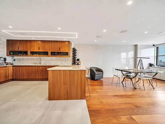 4th image of 7000 Boulevard East #32C
