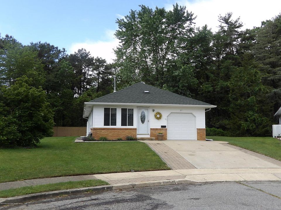 1st image of 27 Key West Ct