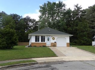 27 Key West Ct, Toms River, NJ 08753