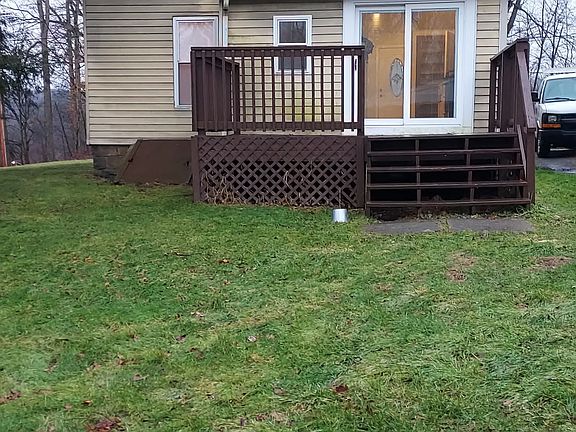 2nd image of 1377 Perry Hwy