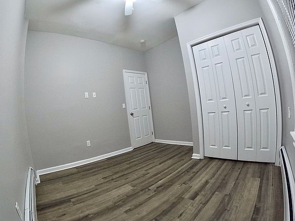 5th image of 135M-L Kingwood Dr #204