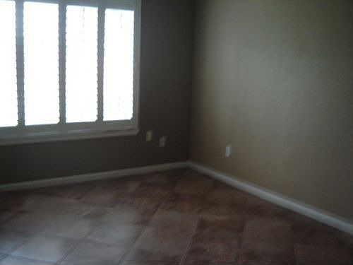 3rd image of 1862 Stanislaus Dr