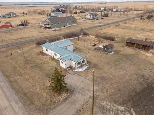 74 S 3rd Ave SW, Glenwood, AB T0K 2R0