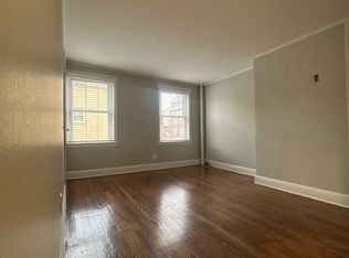 304 Bleecker St APT 3F, New York, NY 10014
