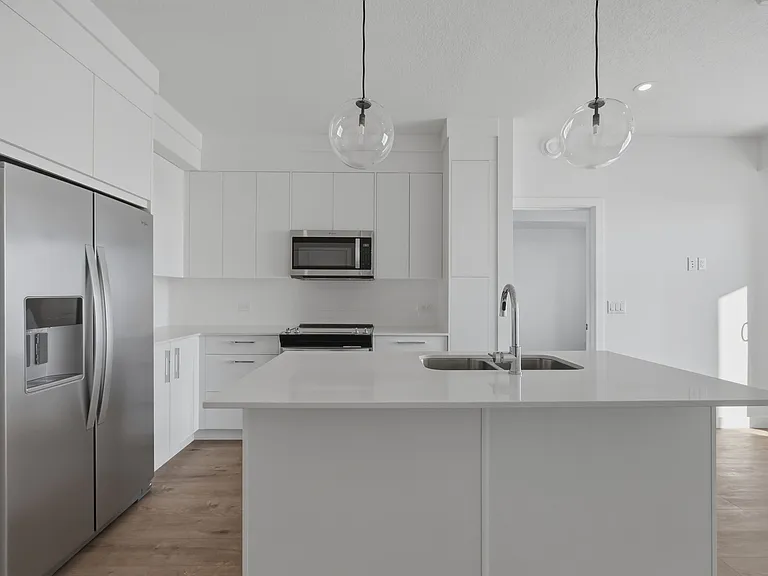 63 Corner Glen Cres NE #2520 — Photo 5