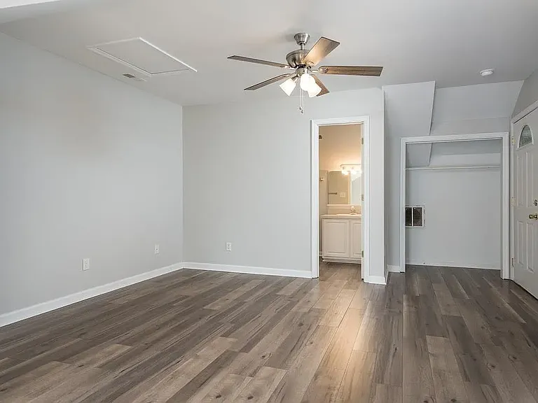 9679 Jamison Rd — Photo 6