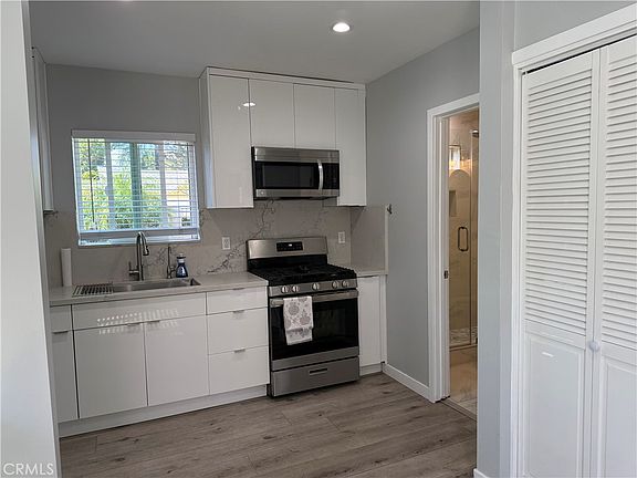 5th image of 11406 Collett Ave