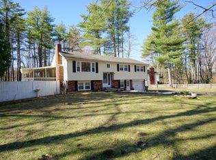 143 Litchfield Rd, Londonderry, NH 03053