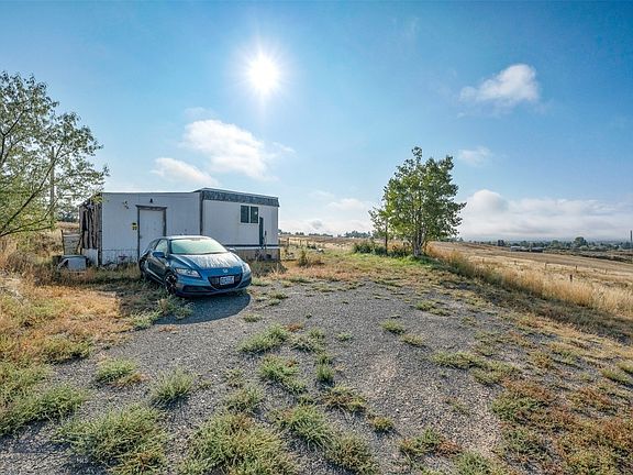 5th image of 23 Holdsworth Rd