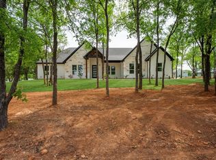 1525 Island Village Ct, Granbury, TX 76048