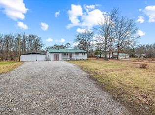 1240 Franklin Loop, Clarkrange, TN 38553