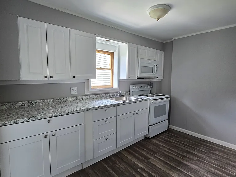 79 Talmadge St — Photo 3