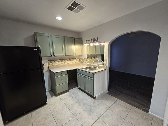 5th image of 3420 W Campo Bello Dr