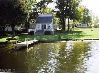 320 Morse Dr, Six Lakes, MI 48886