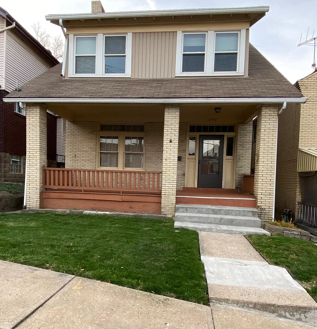 2702 Queensboro Ave photo 1