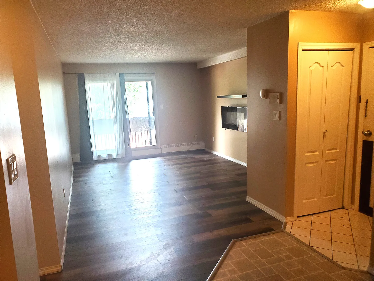 5328 54 Street Unit 18 — Photo 2