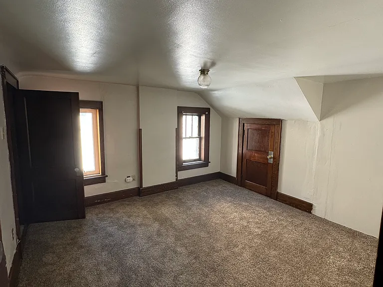 51 Richwood Ave — Photo 6