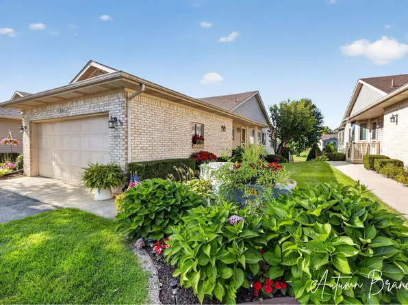 1085 Amber Cove Dr SW #49, Byron Center, MI 49315