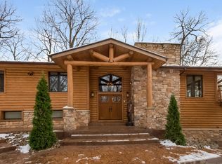 95110 Wildwood Dr, Dowagiac, MI 49047